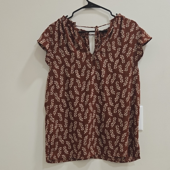 Papermoon Brown and Cream Leaf Pattern Blouse - Picture 5 of 10